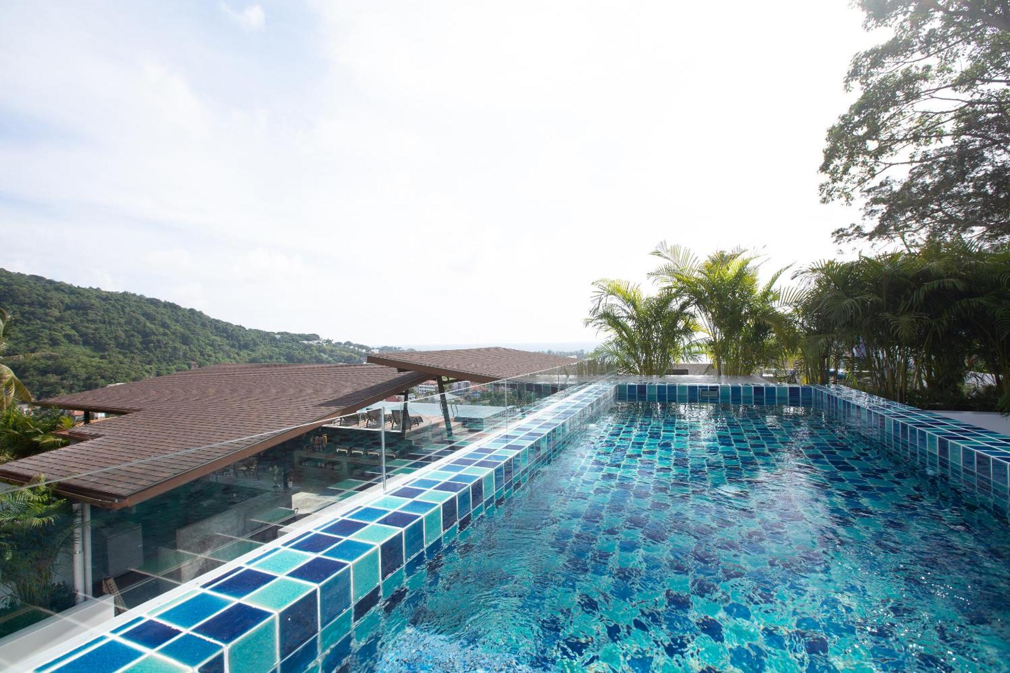 Splendid Sea View Resort Pantai Kata Ruang foto