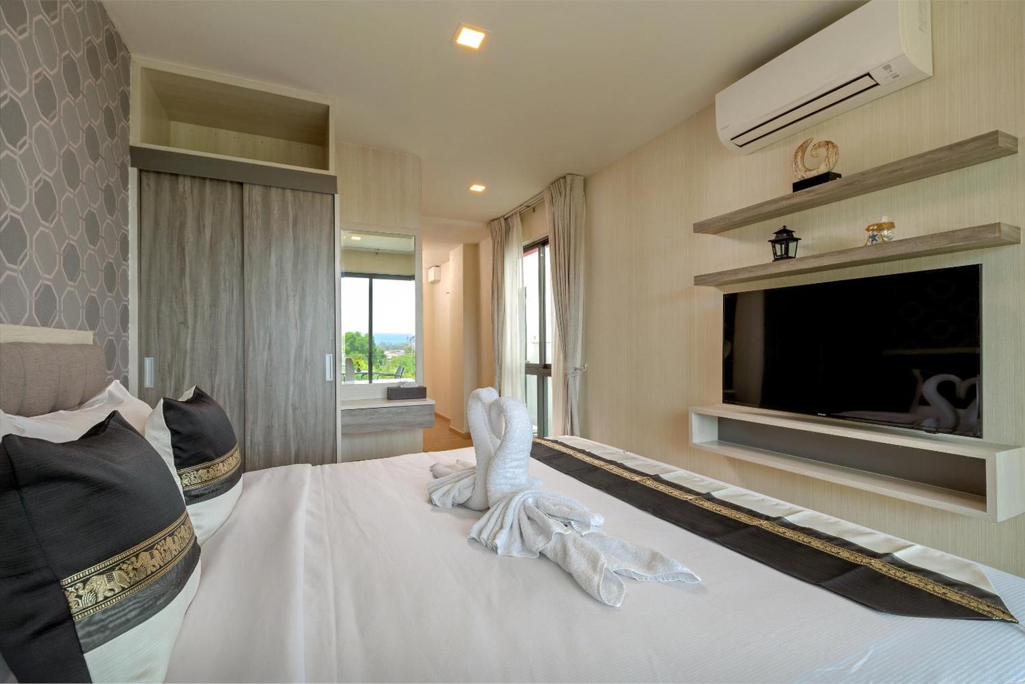 Splendid Sea View Resort Pantai Kata Ruang foto