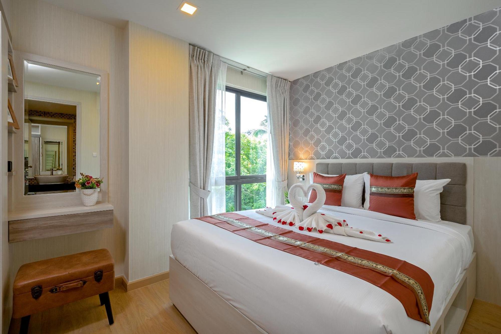 Splendid Sea View Resort Pantai Kata Ruang foto